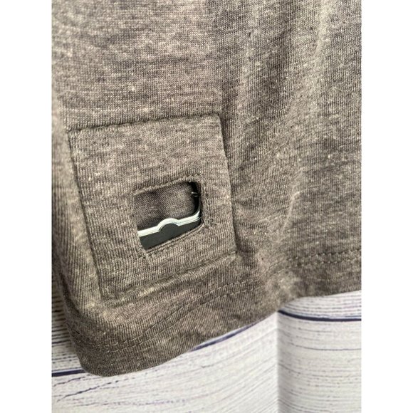 NWT Pop Top Brew City Men's "Drink Up" tshirt w/built in bottle opener size med - Picture 2 of 4